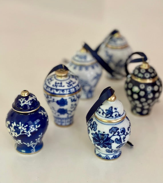 So simple, so effective! Hutch Table Accessories