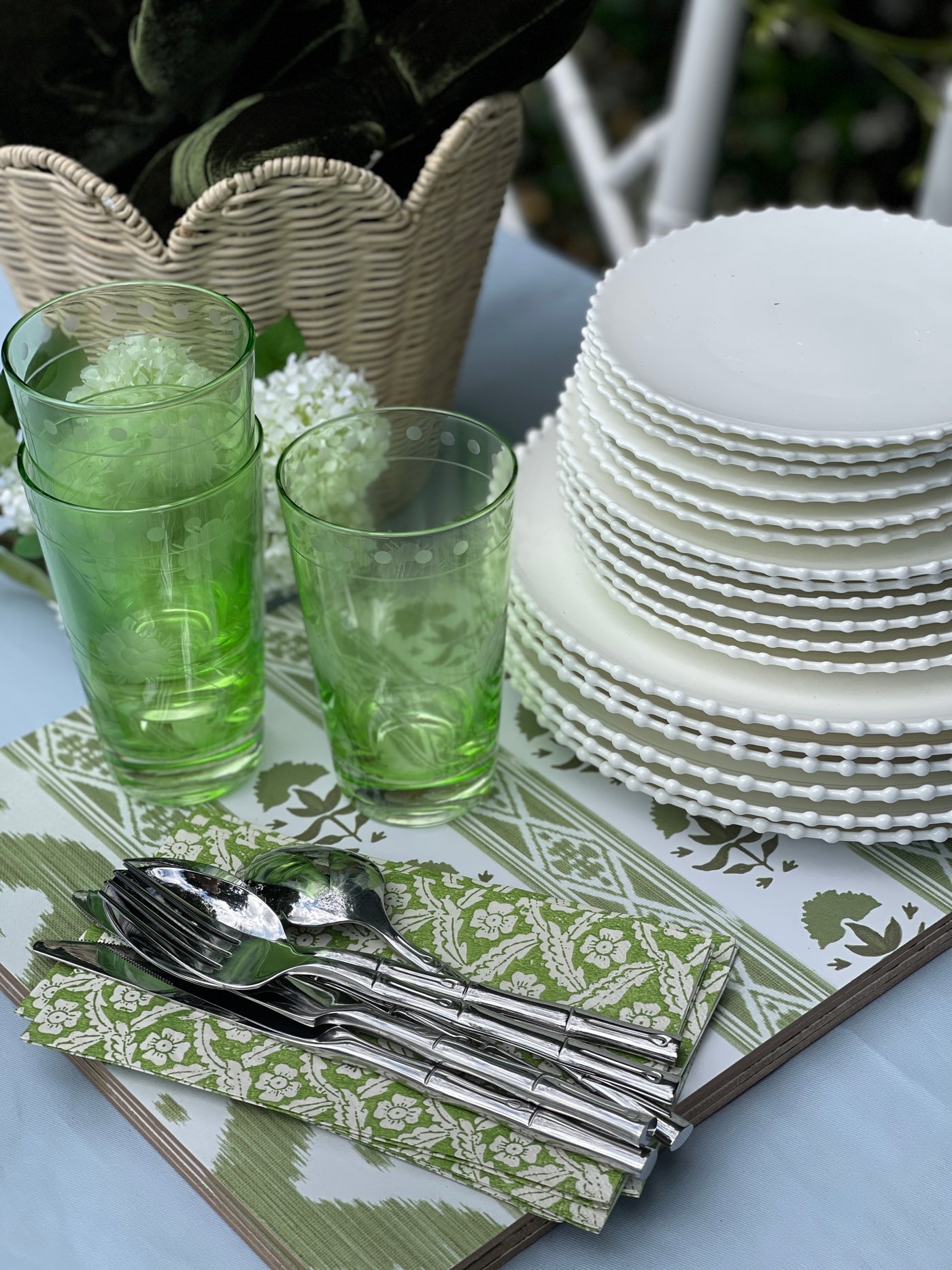 Set of 2 'Petra' Etched Glass Tumblers - Soft Green