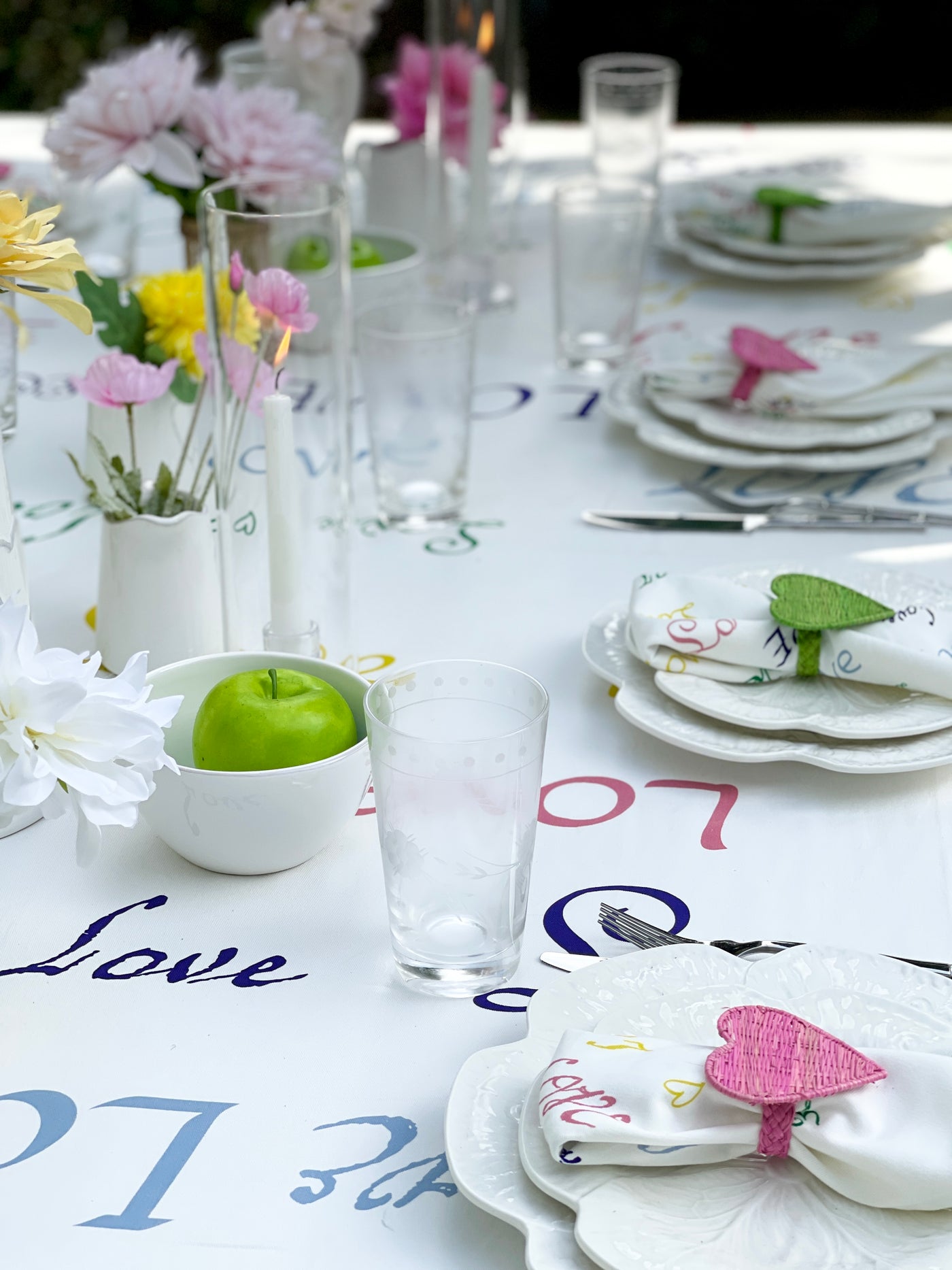 'Love is in the Air' Cotton Tablecloth