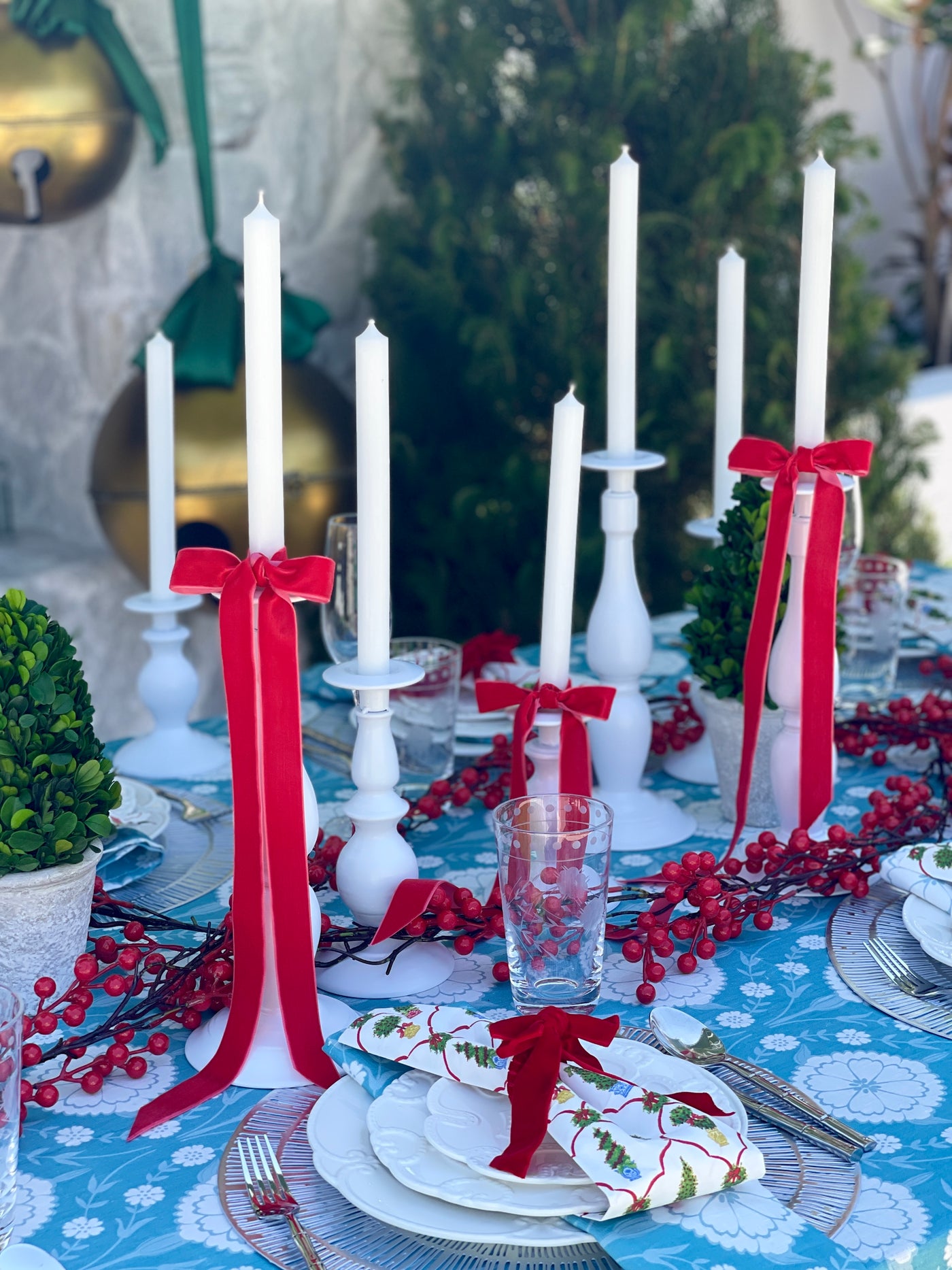 Set of 3 Candle Holders - Classic White
