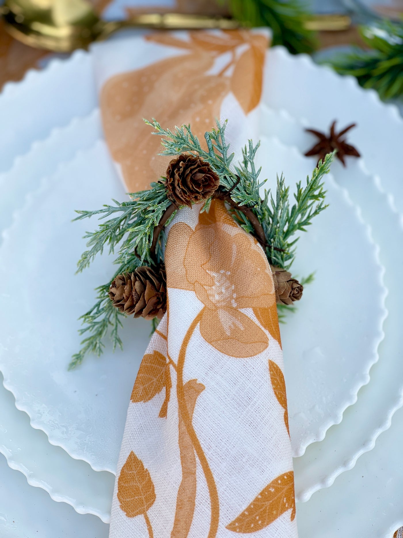 Pinecone Wreath Napkin Ring