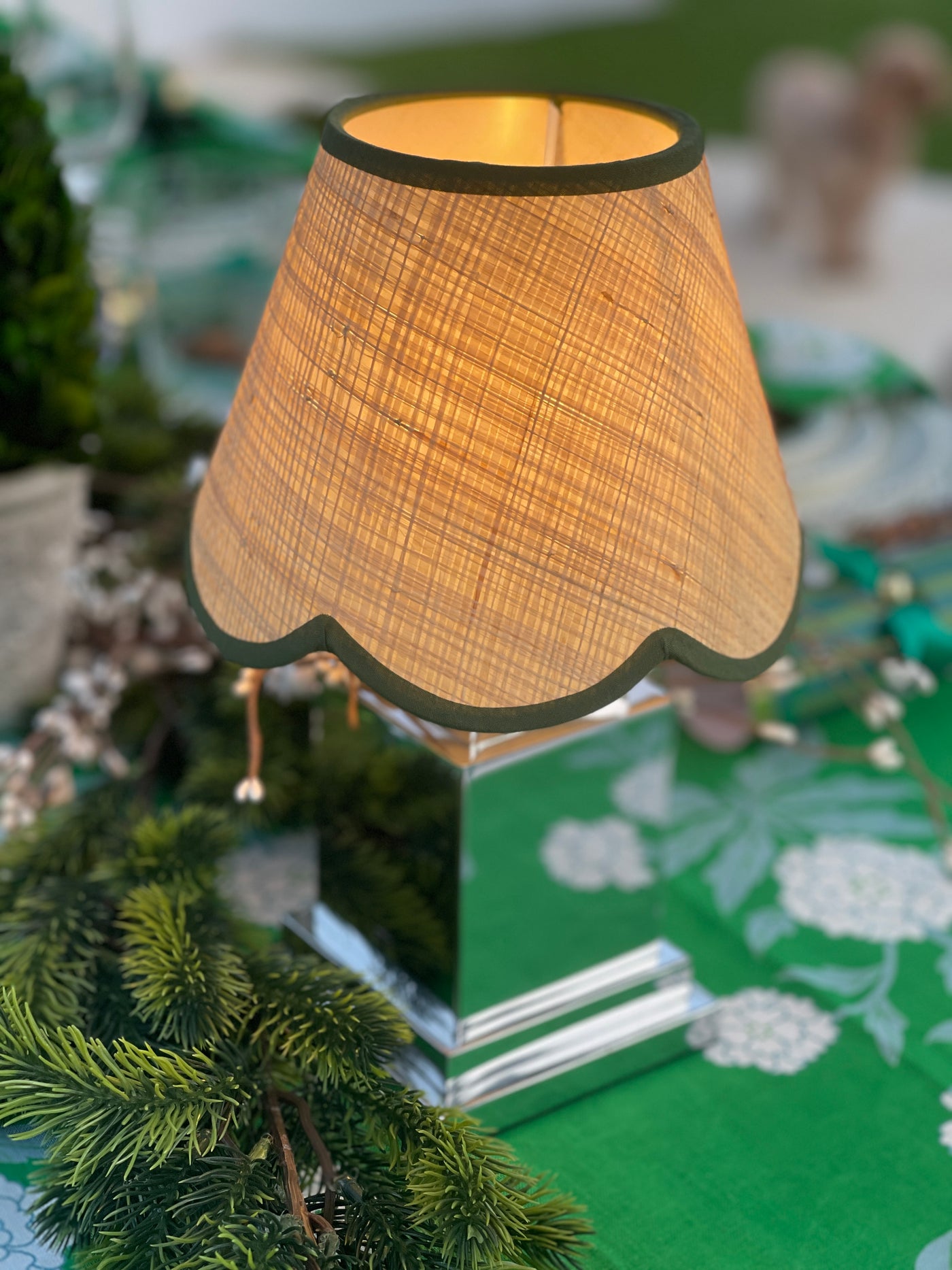 'Regent' Lamp Shade - Seagrass with Green Scalloped Trim