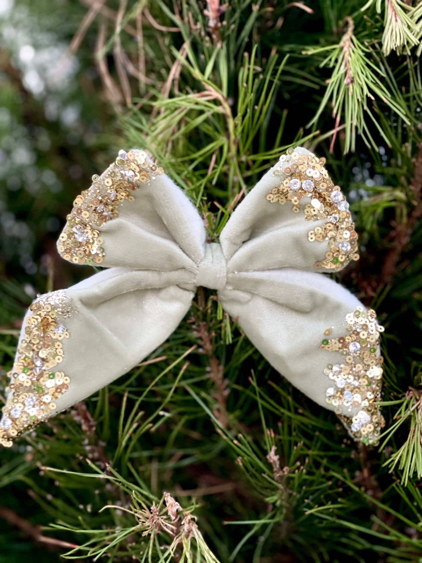 Embellished Soft Green Velvet Bow With Clip