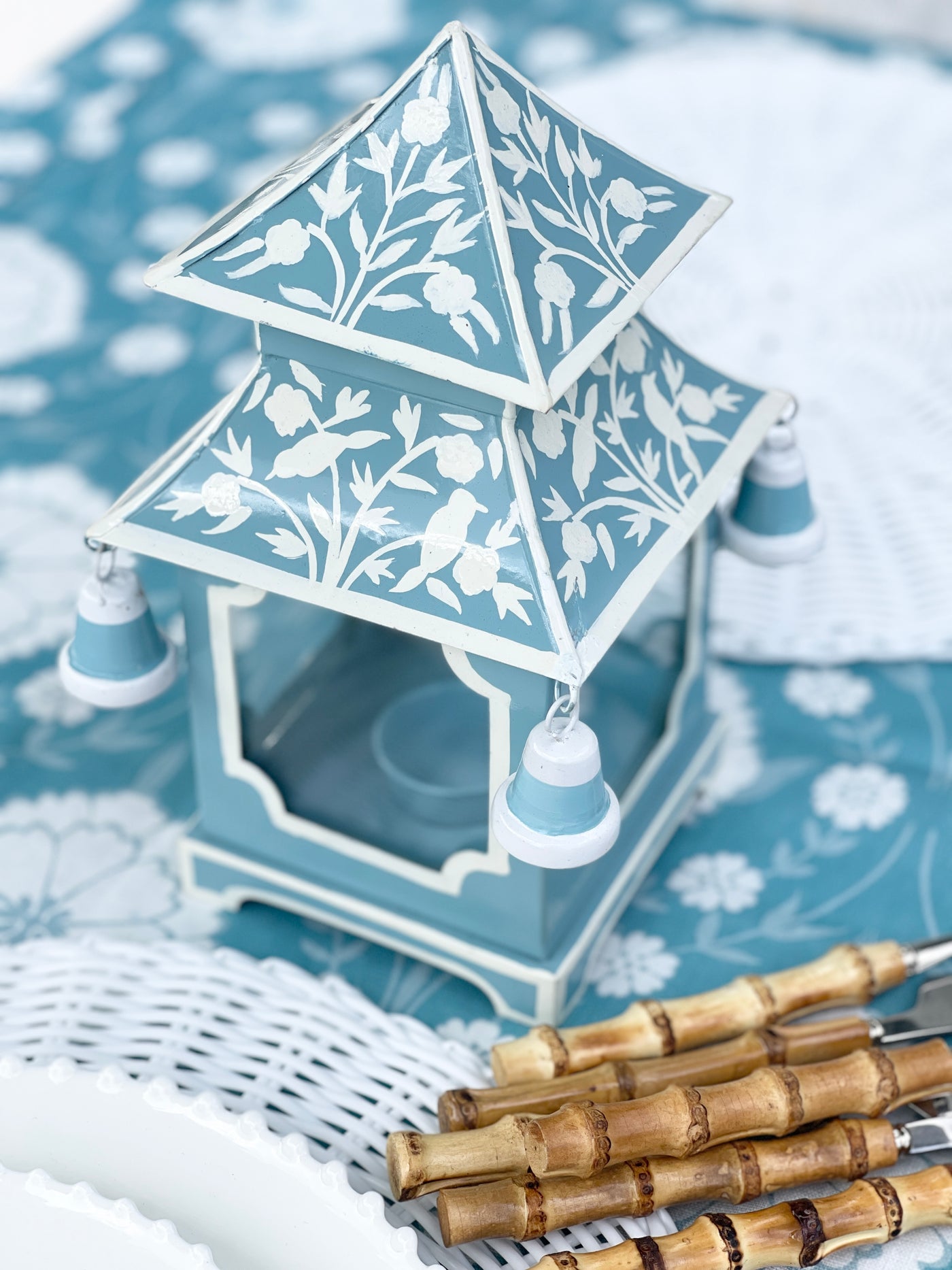 Chinoiserie Pagoda Candle Holder - Duck Egg Blue