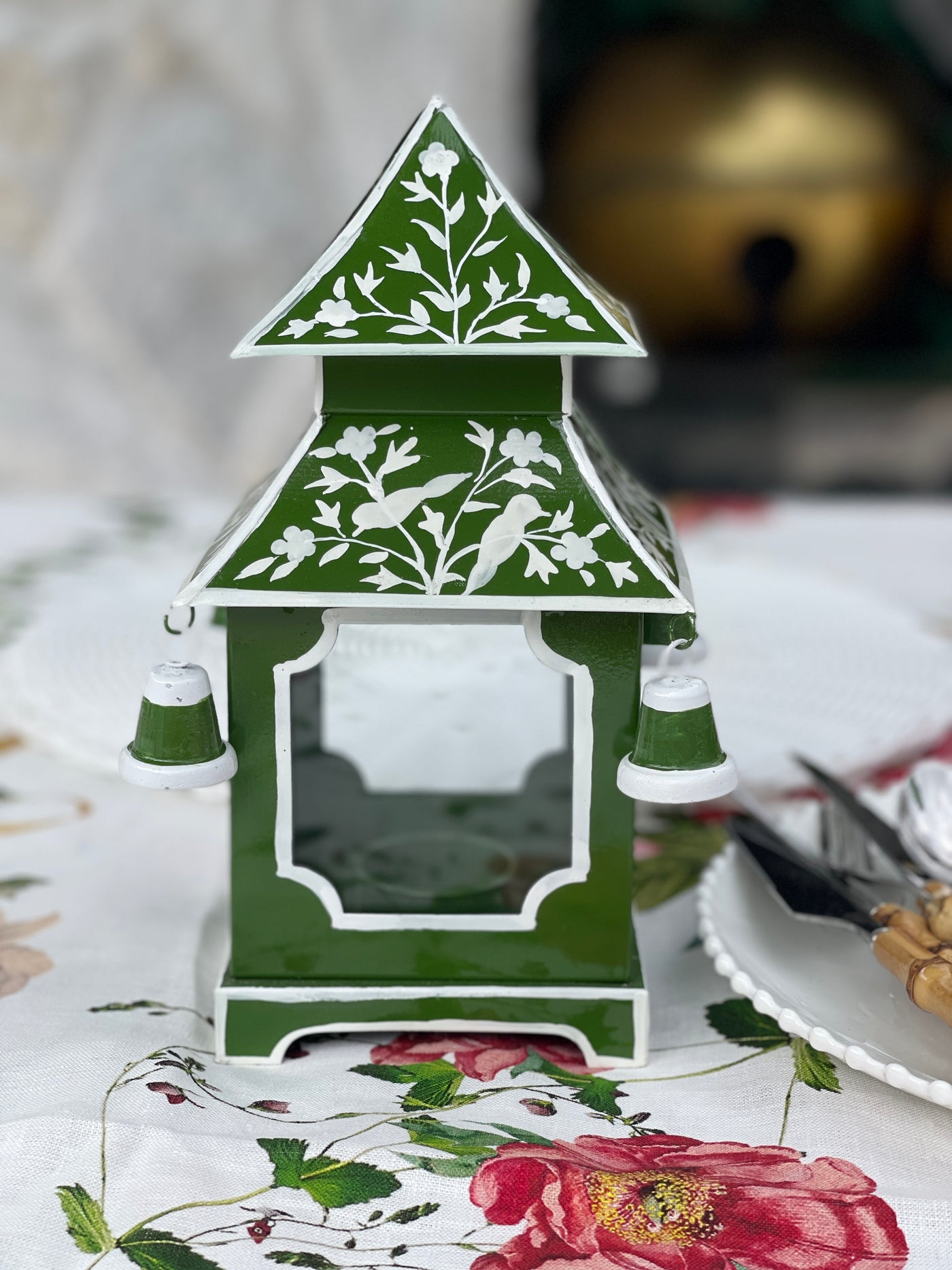 Chinoiserie Pagoda Candle Holder - Green