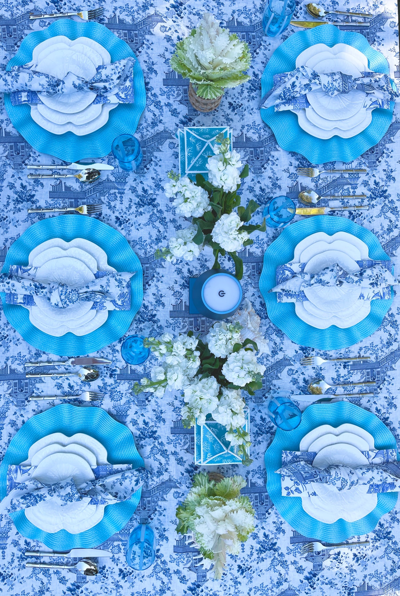 Hutch Table Accessories