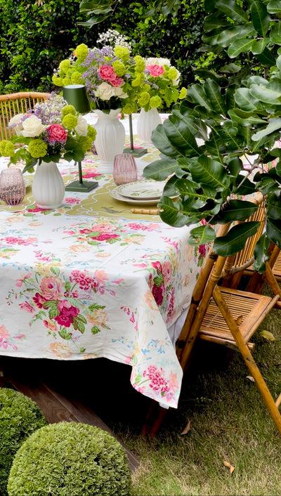 'Clarita - Red' - Tablecloth by D'Ascoli